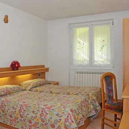 Hotel La Roccia 3*